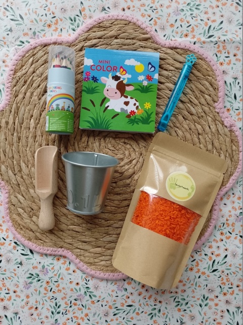 Mini zestaw do zabaw sensorycznych KOLOR - pomarańczowy